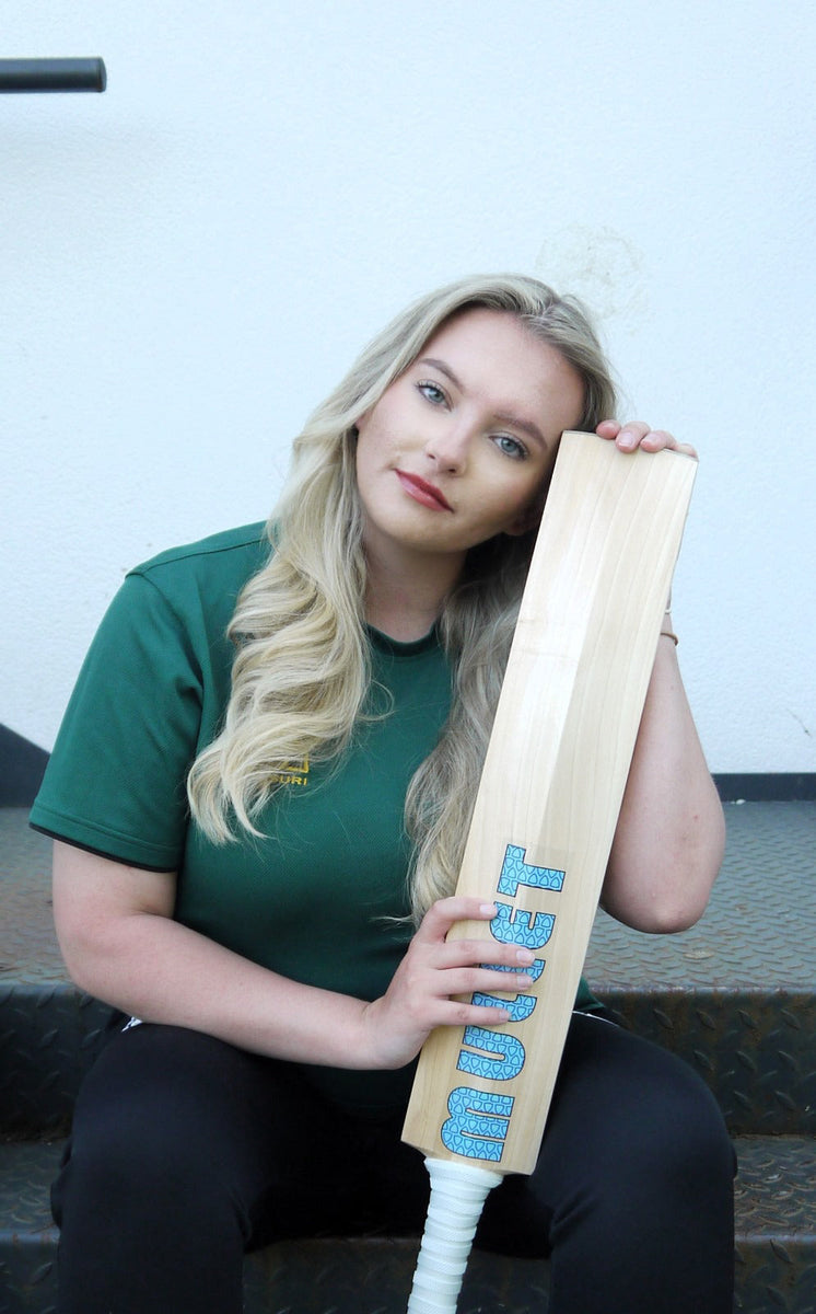 Bella Hopcraft – Maiden Cricket