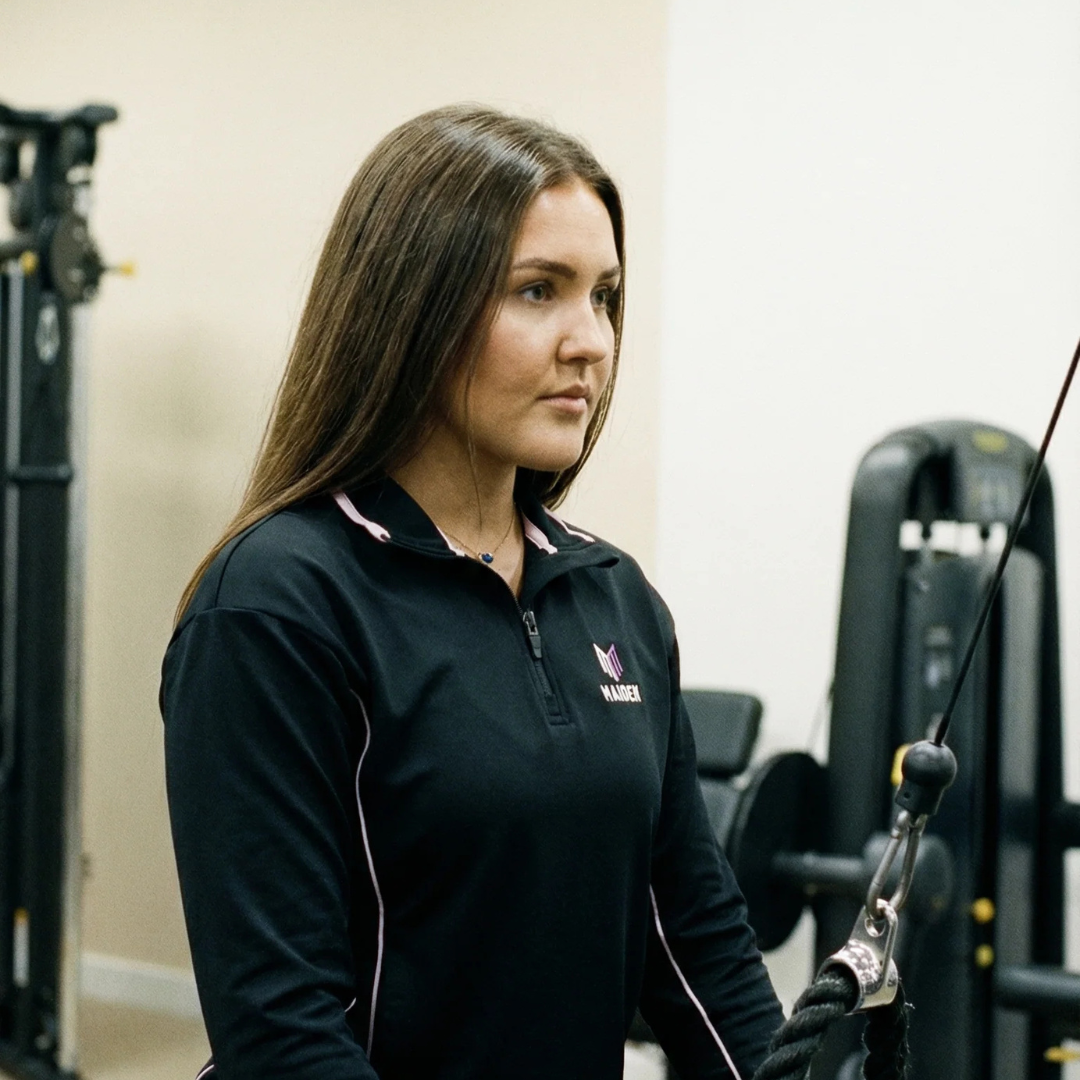 SIGNATURE CLOTHING & KIT