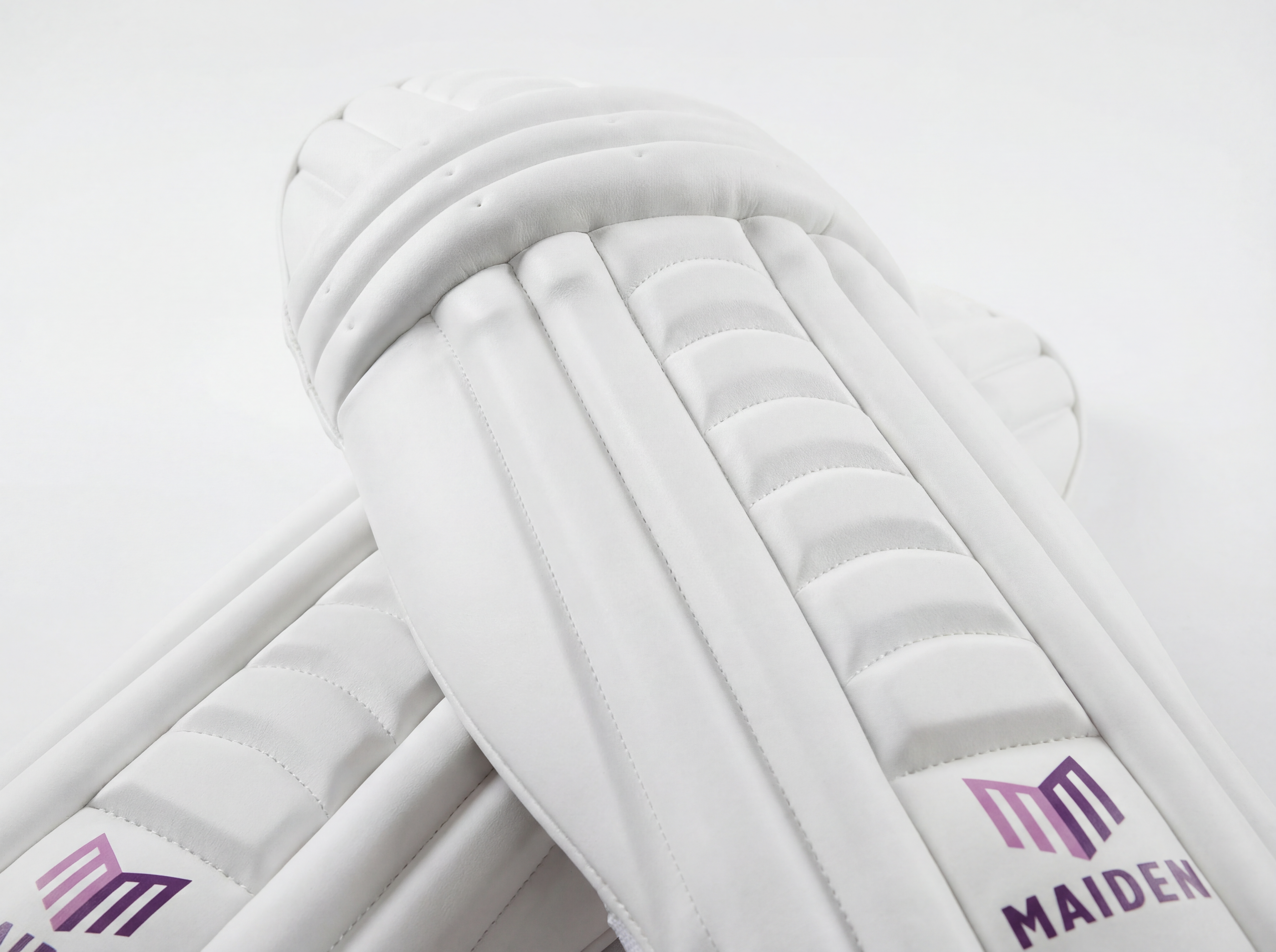 CRICKET BATTING PADS - WHITE