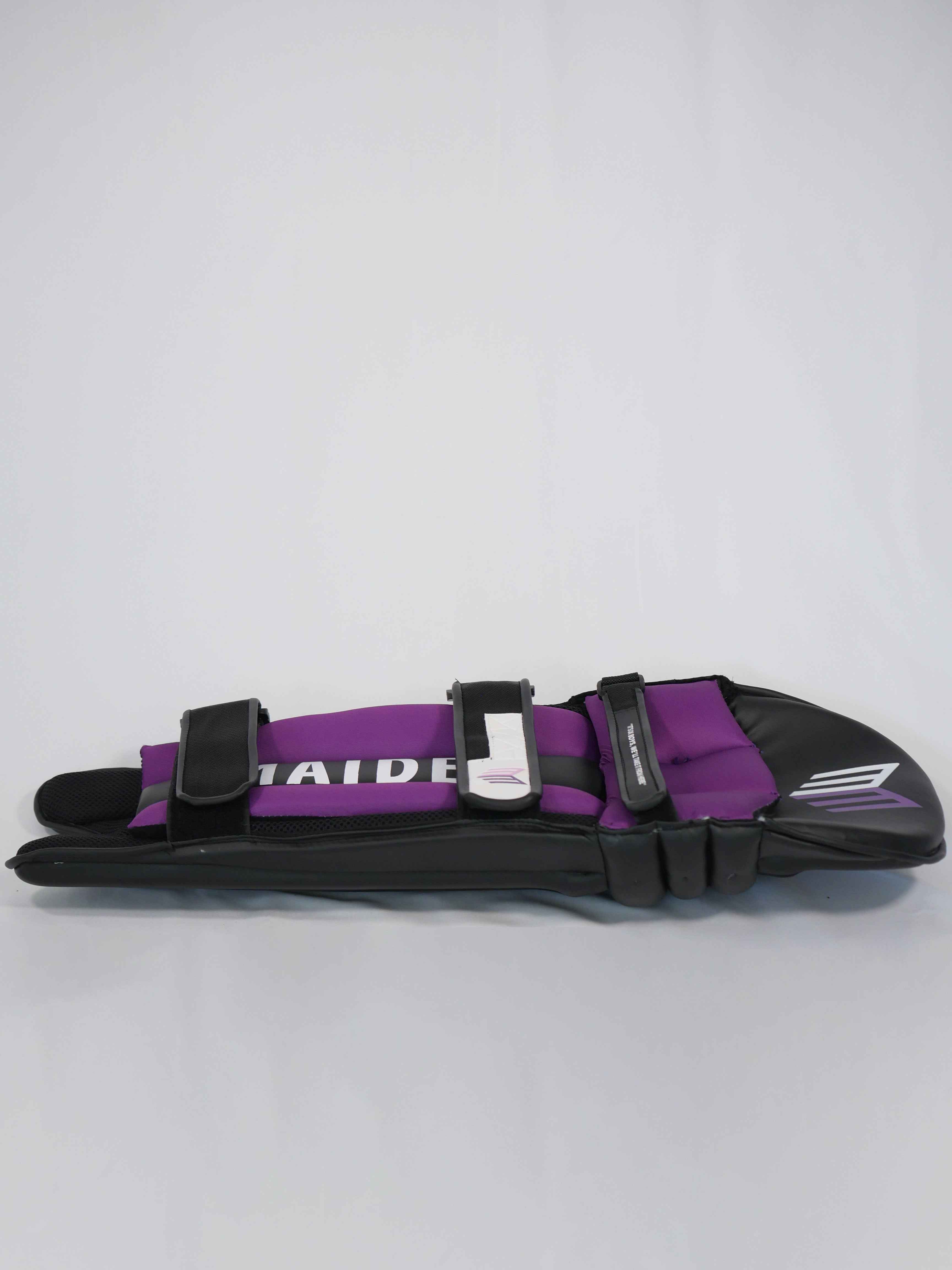 CRICKET PADS