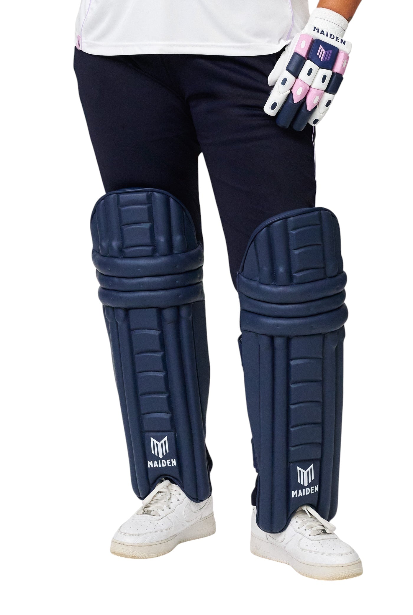 Maiden Cricket women's navy batting pads featuring ergonomic knee design and lightweight protective armour